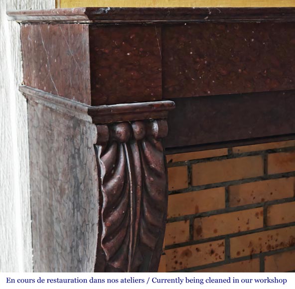 Cheminée de style Napoléon III décorée de feuilles d'acanthe, en marbre rouge griotte-3