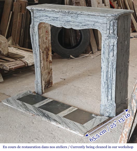 Cheminée de style Louis XV modèle Pompadour en marbre bleu fleuri-5