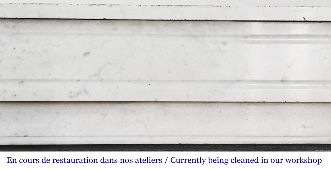 Cheminée de style Louis XVI aux marguerites stylisées, en marbre de Carrare Cheminée de style Louis XVI aux marguerites stylisées, en marbre de Carrare-1