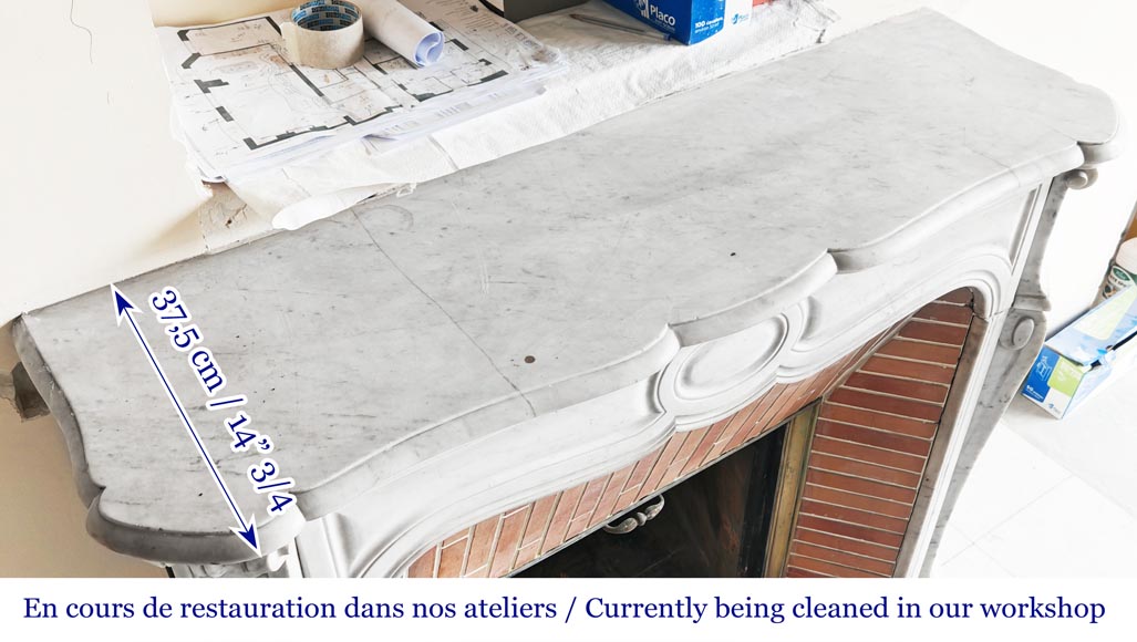 Cheminée de style Louis XV modèle Pompadour, en marbre de Carrare-8