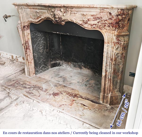 Cheminée de style Louis XV en marbre Sarrancolin très mouvementée-8