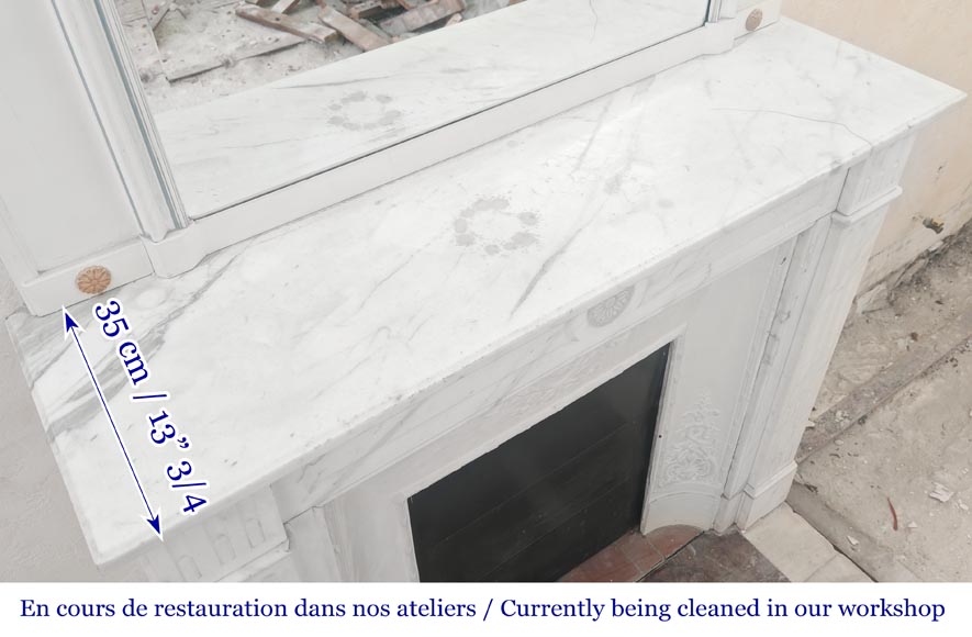 Cheminée de style Louis XVI en marbre demi statuaire, décorée d'une fleur de tournesol-10