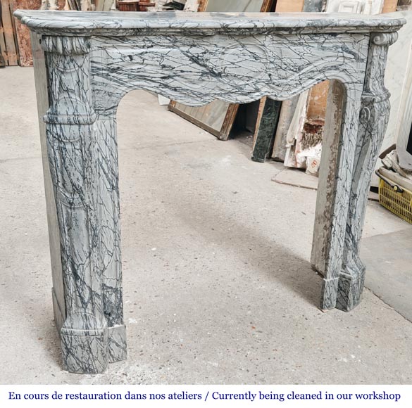 Cheminée de style Louis XV modèle Pompadour en marbre bleu fleuri Cheminée de style Louis XV modèle Pompadour en marbre bleu fleuri-2