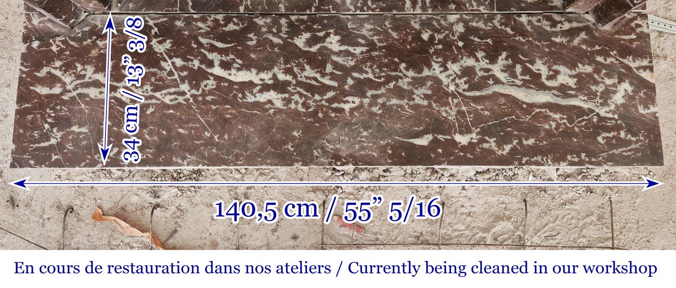 Cheminée de style Louis XV modèle Pompadour en marbre rouge du nord-8