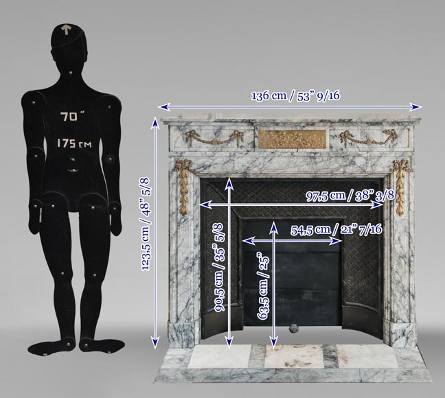 Cheminée de style Napoléon III en granite veiné, à décor de bronze-13