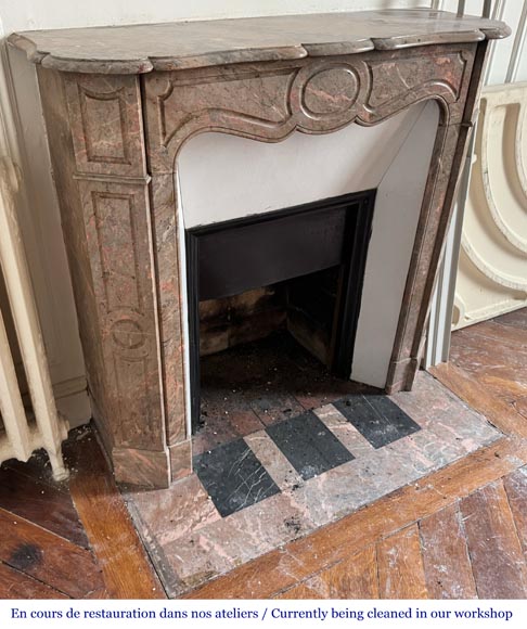 Cheminée de style Louis XV modèle Pompadour en marbre rose enjugerais-2