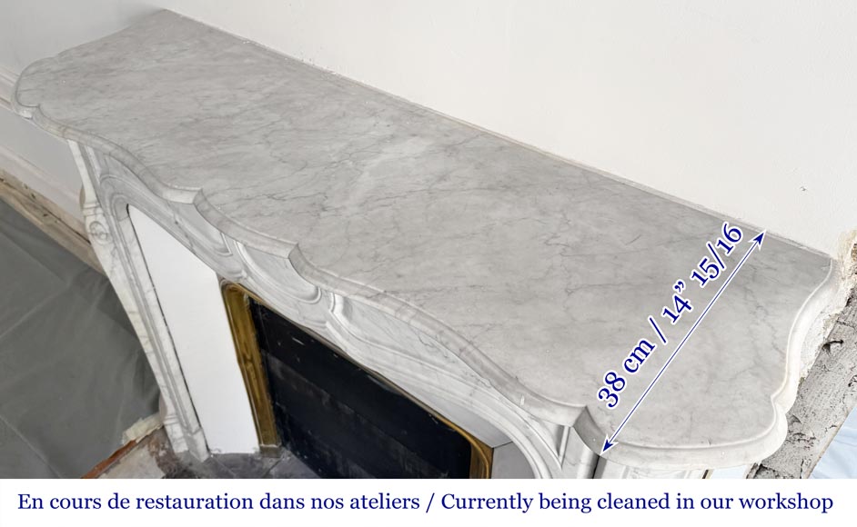 Cheminée de style Louis XV modèle Pompadour, en marbre de Carrare-9