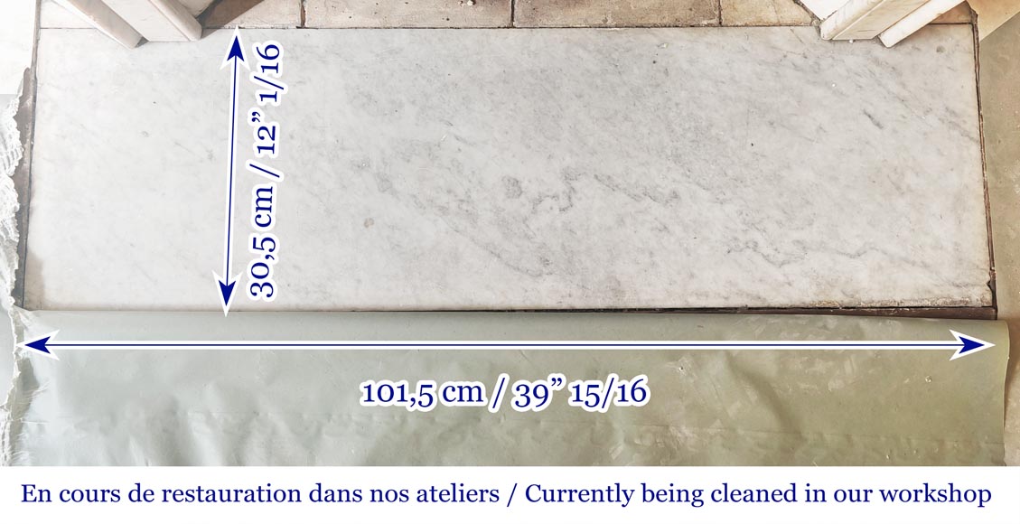 Cheminée de style Louis XVI aux pieds cannelés, en marbre de Carrare Cheminée de style Louis XVI aux pieds cannelés, en marbre de Carrare-7