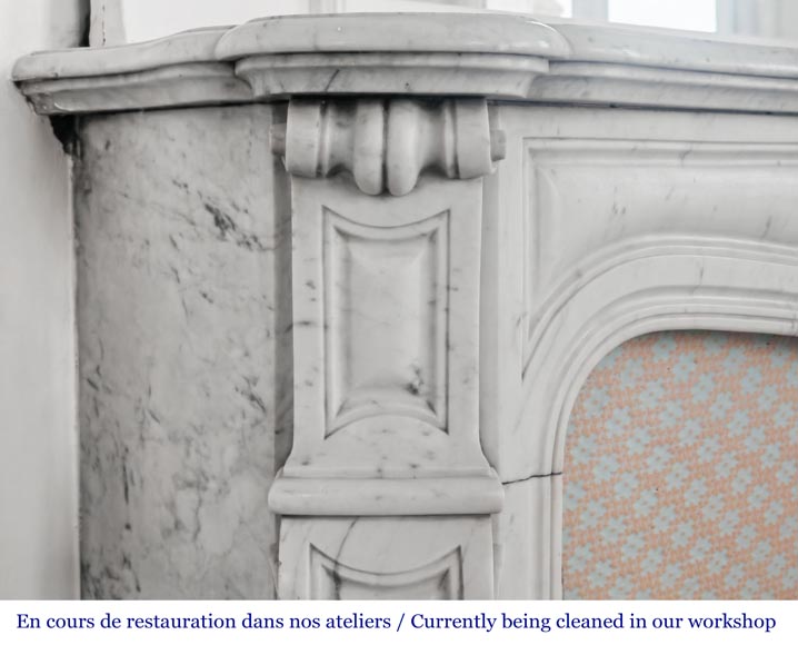 Cheminée de style Louis XV modèle Pompadour, en marbre de Carrare-3