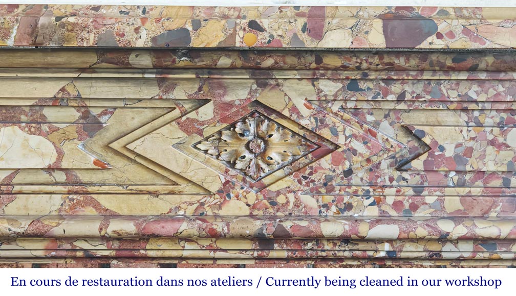 Cheminée d'époque Louis XVI en marbre brèche d'Alep Cheminée d'époque Louis XVI en marbre brèche d'Alep-1
