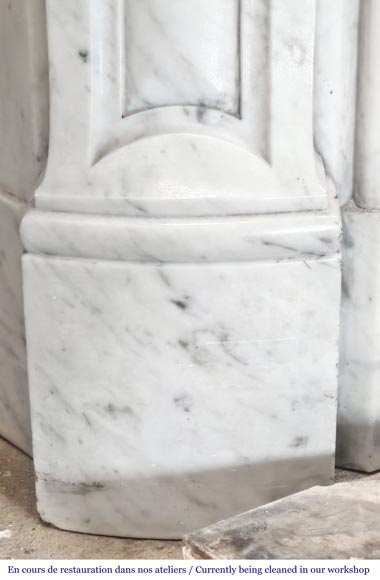 Cheminée de style Louis XV en marbre de Carrare décorée d'une palmette Cheminée de style Louis XV en marbre de Carrare décorée d'une palmette-5
