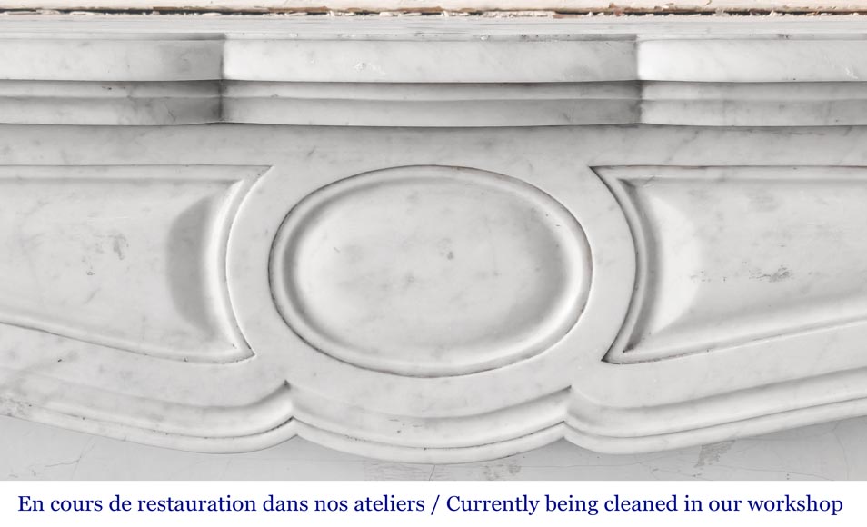 Cheminée de style Louis XV type Pompadour, en marbre de Carrare-1