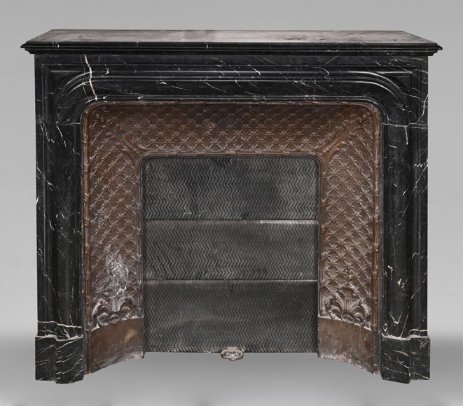 Cheminée de style Louis XIV en marbre noir Marquina-0