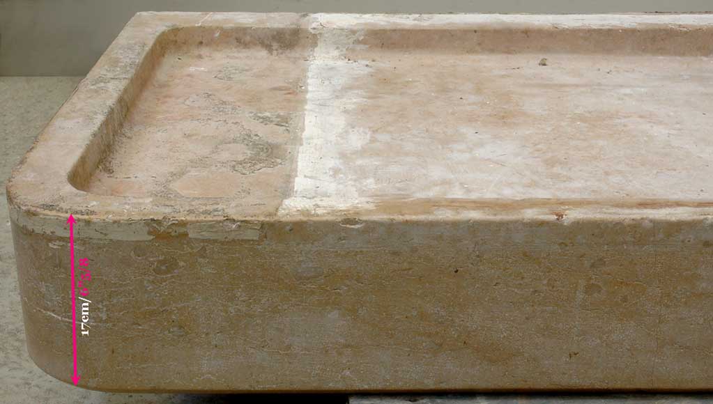 Lavabo en pierre de Senlis-6